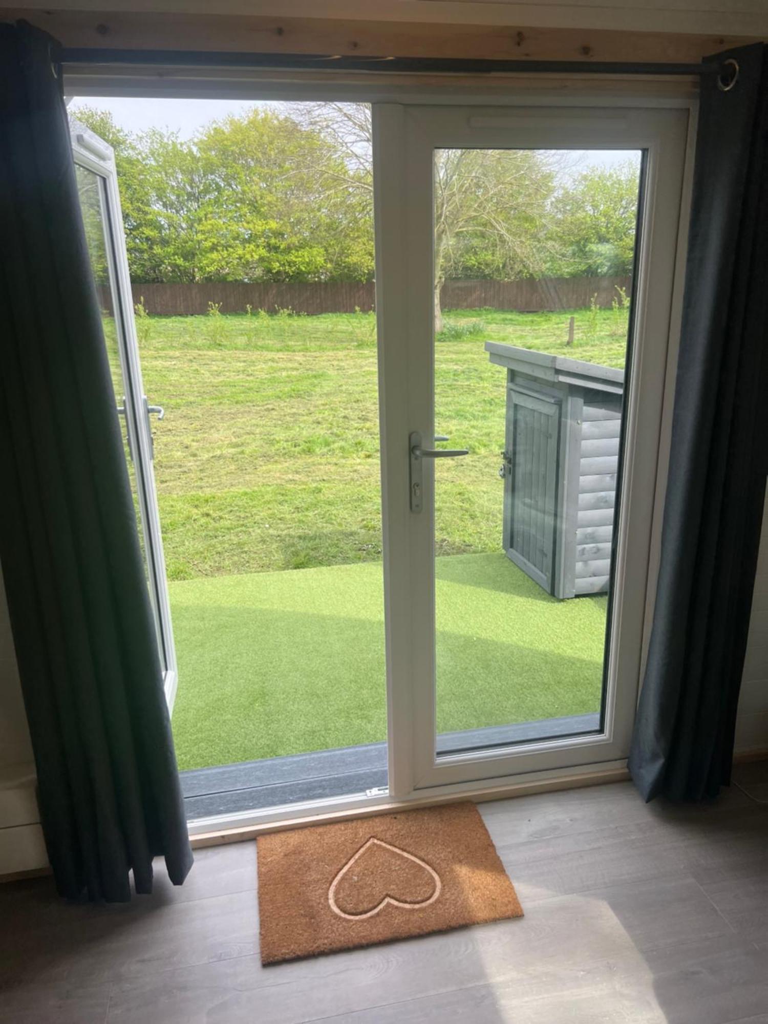 מלון Bradmore  Little Bunny Retreat מראה חיצוני תמונה